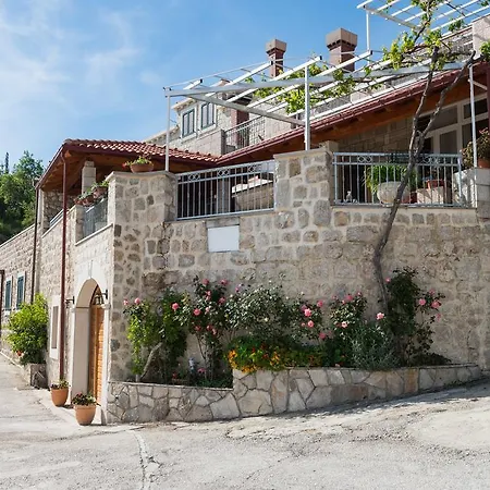 Villa Vino Vecchio Cavtat