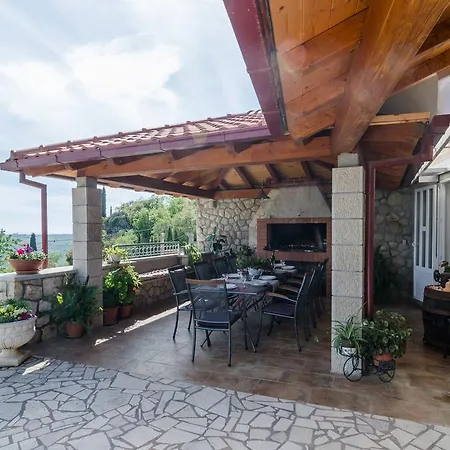 Villa Vino Vecchio Cavtat