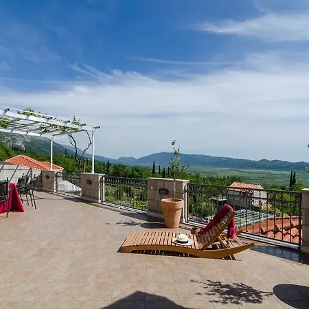 Villa Vino Vecchio Cavtat