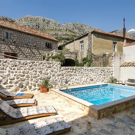 Villa Vino Vecchio Cavtat